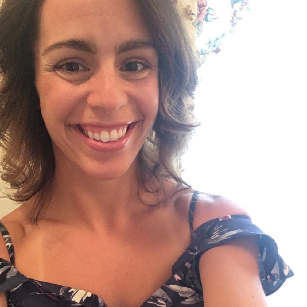 Meet your Posher, Jennifer